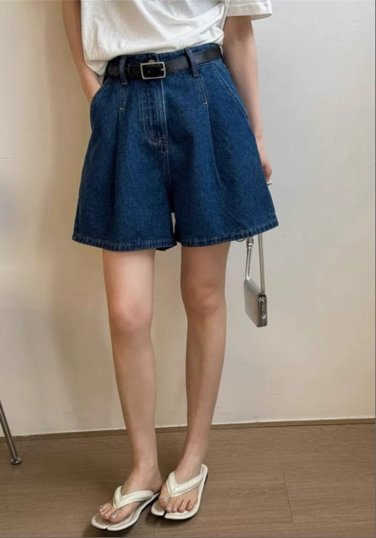 寬鬆牛仔短褲