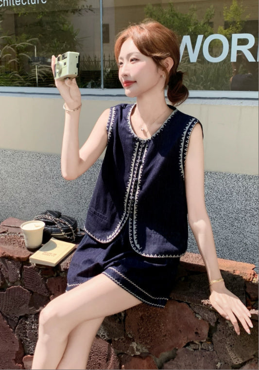 刺繡牛仔兩件套