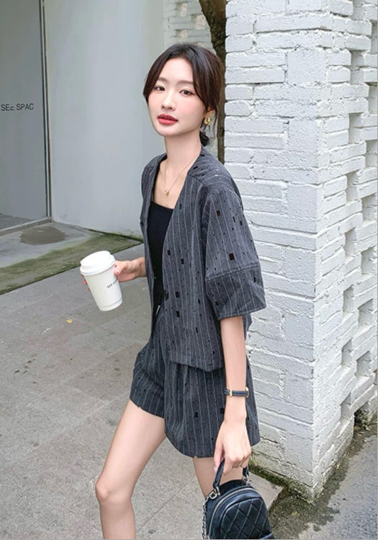 條紋短西裝兩件套