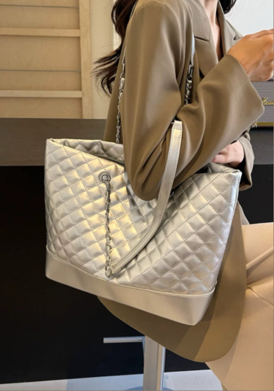 Premium leather tote bag