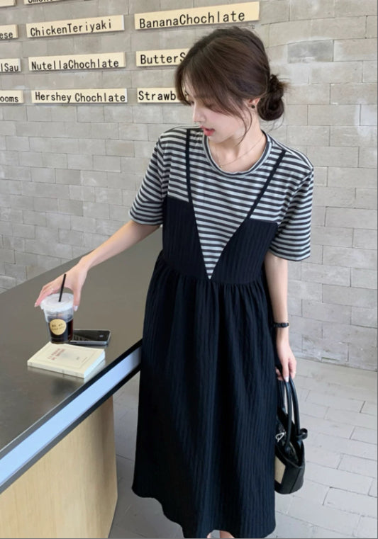 寬鬆條紋拼接裙