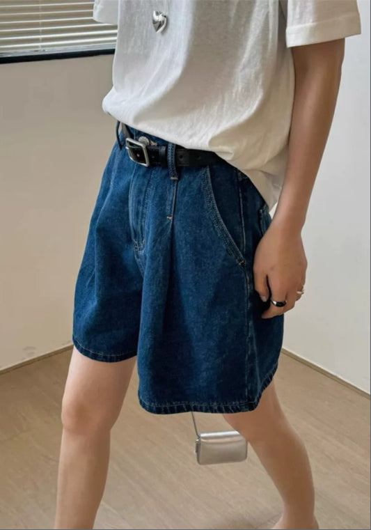 寬鬆牛仔短褲