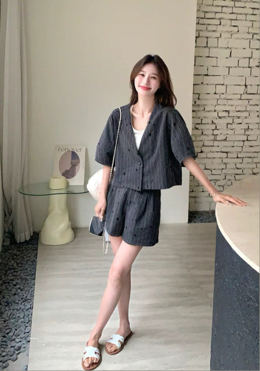 條紋短西裝兩件套