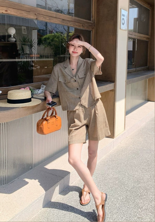 卡其短西裝兩件套