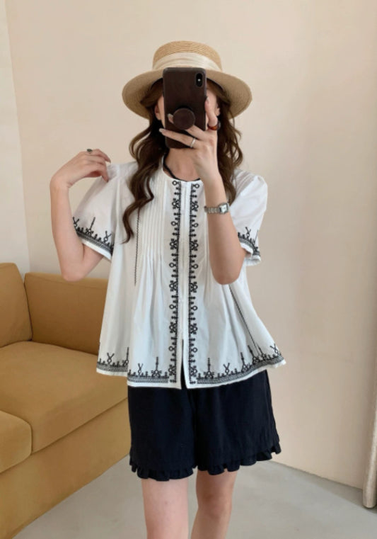 刺繡寬鬆上衣