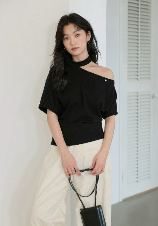掛脖露肩T恤